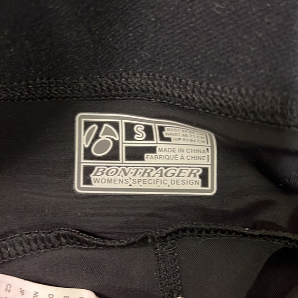 Bontrager Men’s biking shorts - Picture 5 of 5